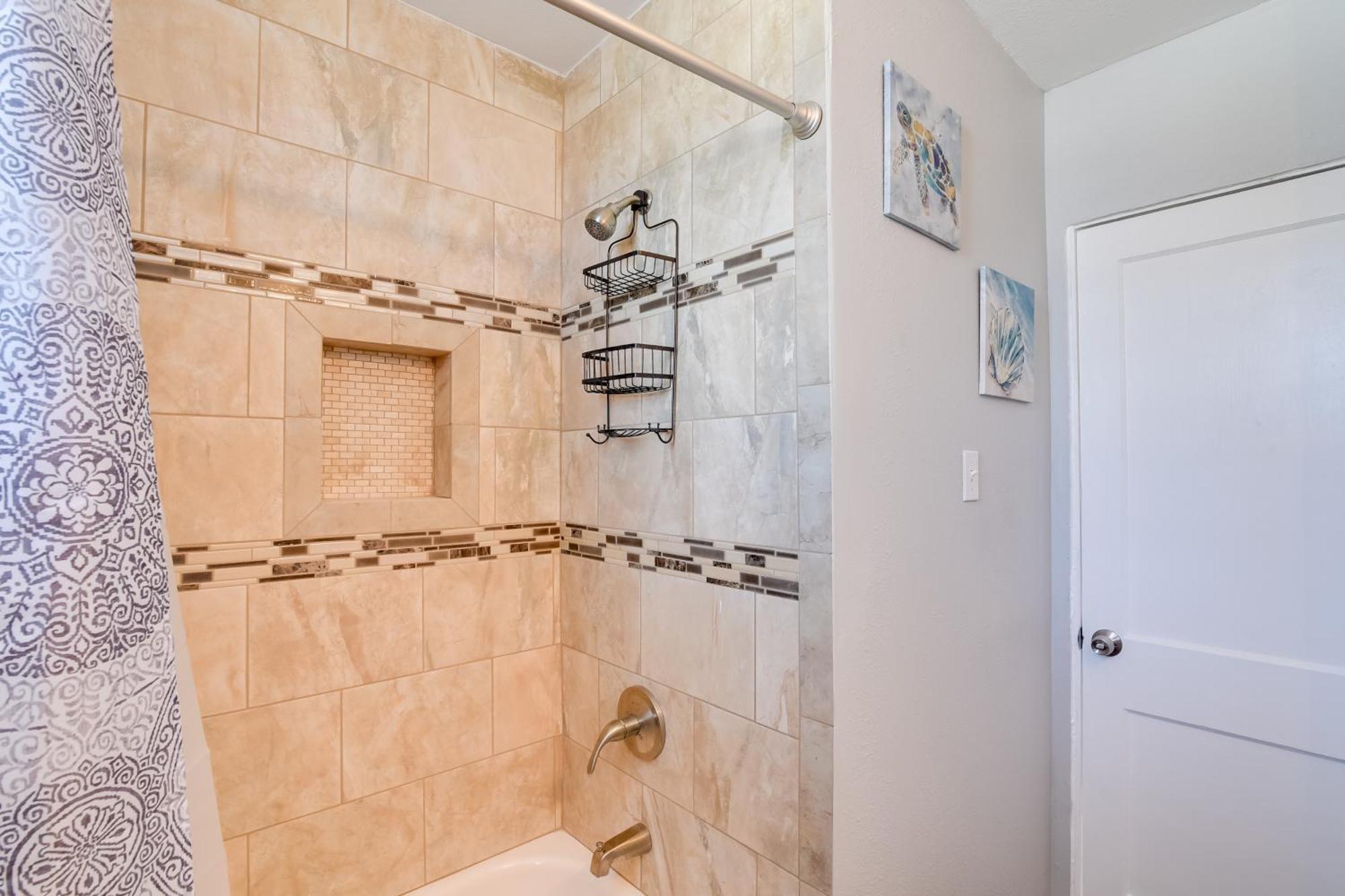 Beautiful Galveston Apt With Deck Less Than 3 Mi To Dtwn! المظهر الخارجي الصورة